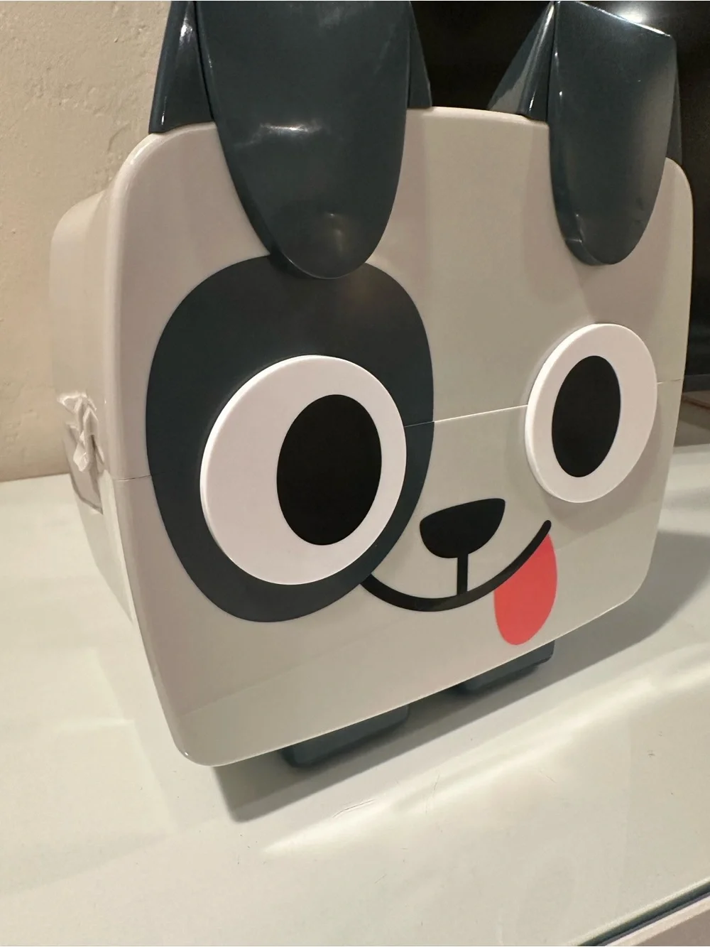 roblox comes box